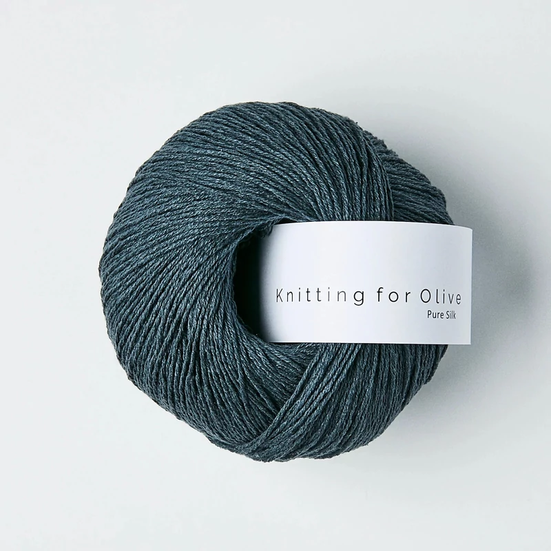 35 - deep petroleum blue